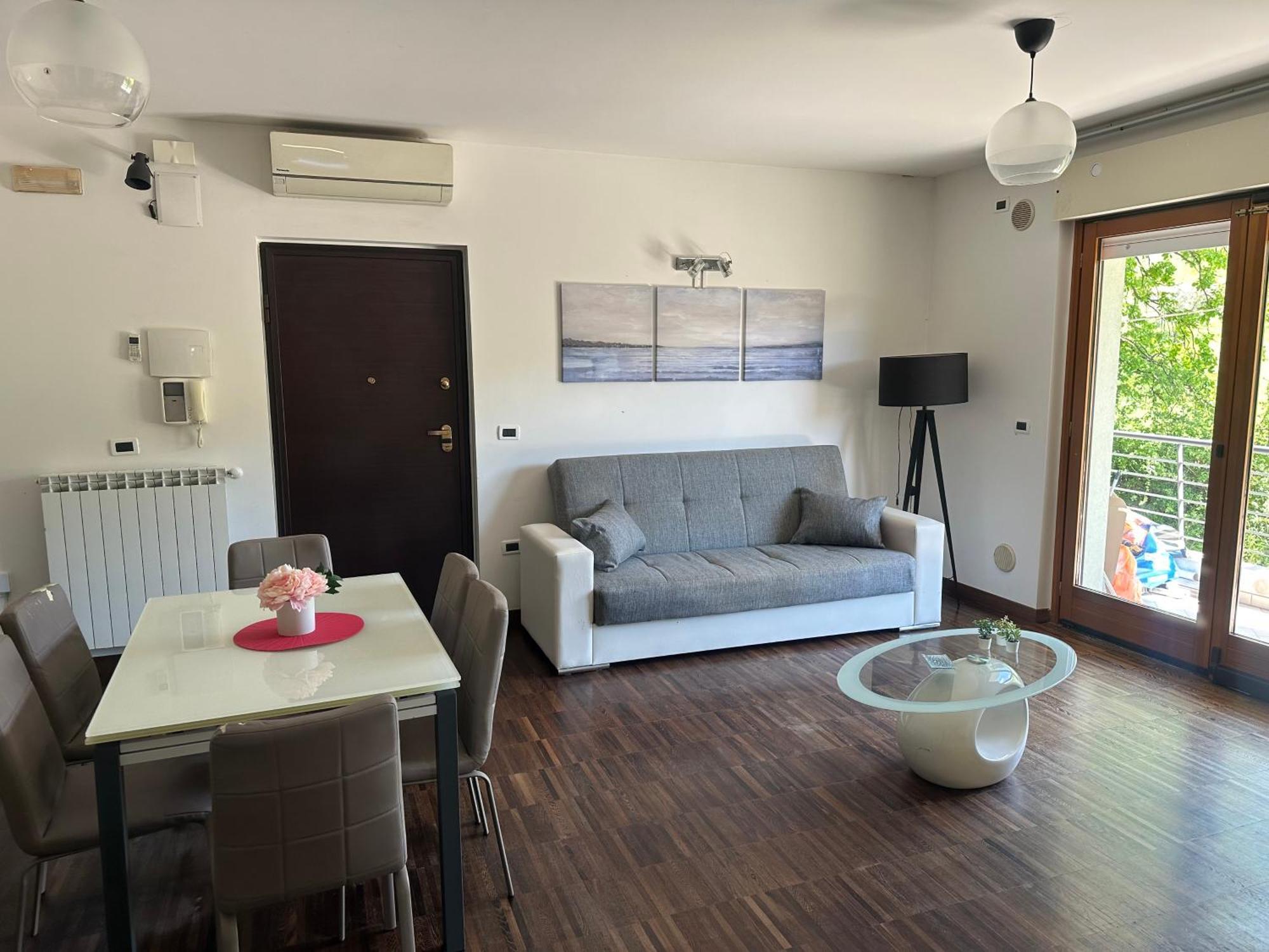 Pennyshouse Apartment ซานโจวานนี เตอาติโน ภายนอก รูปภาพ